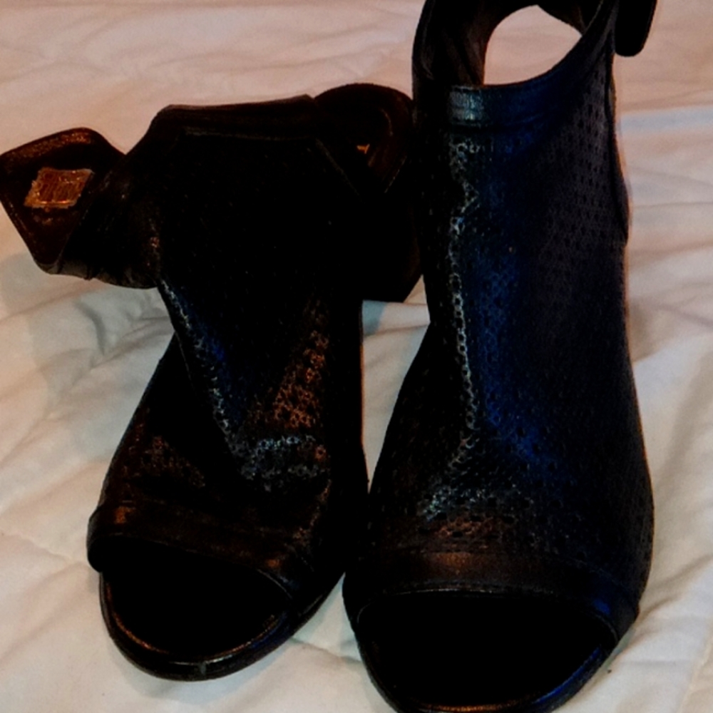 Womens heels